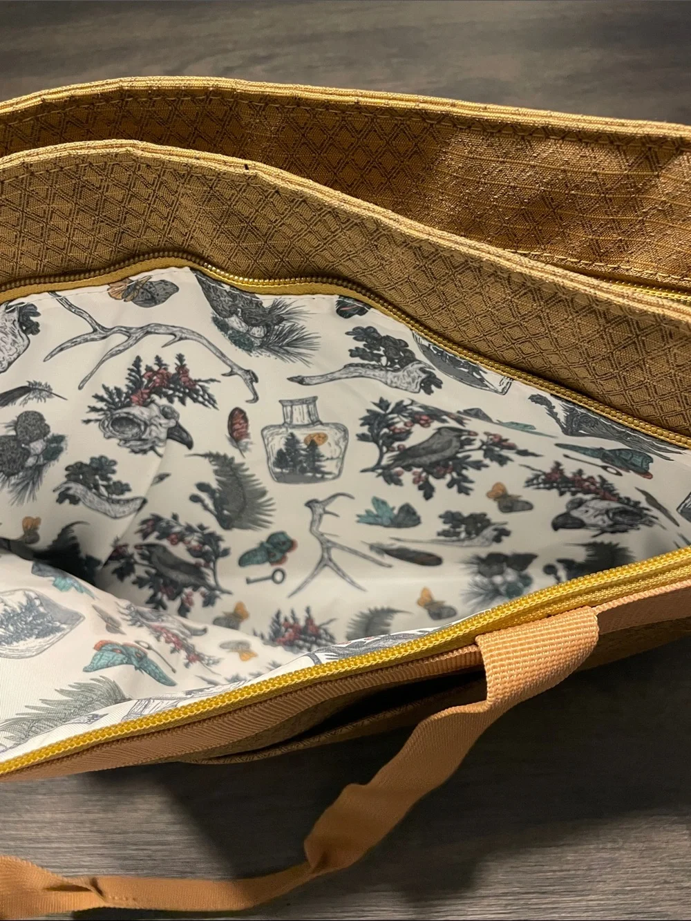 Dakine Tan & Charcoal Messenger Bag with Yellow Accent